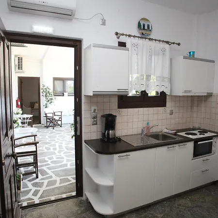 아파트호텔 Pergola Livadi (Serifos)