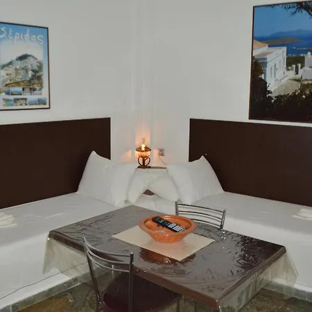 아파트호텔 Pergola Livadi (Serifos)