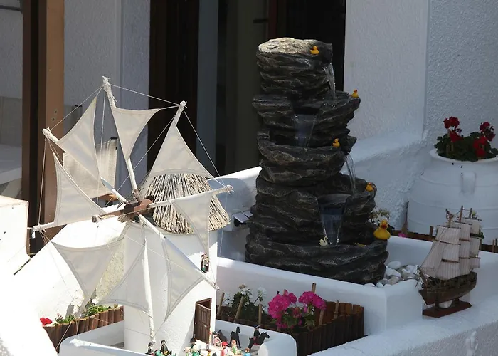 Pergola Livadi (Serifos)