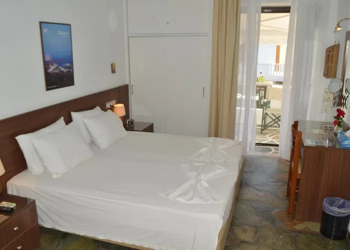 Pergola 4* Livadi (Serifos)