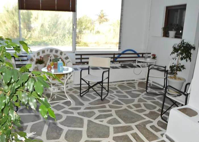 Pergola Apartahotel Livadi (Serifos)